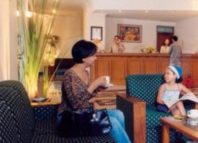 Hotel Griya Sentana 3*