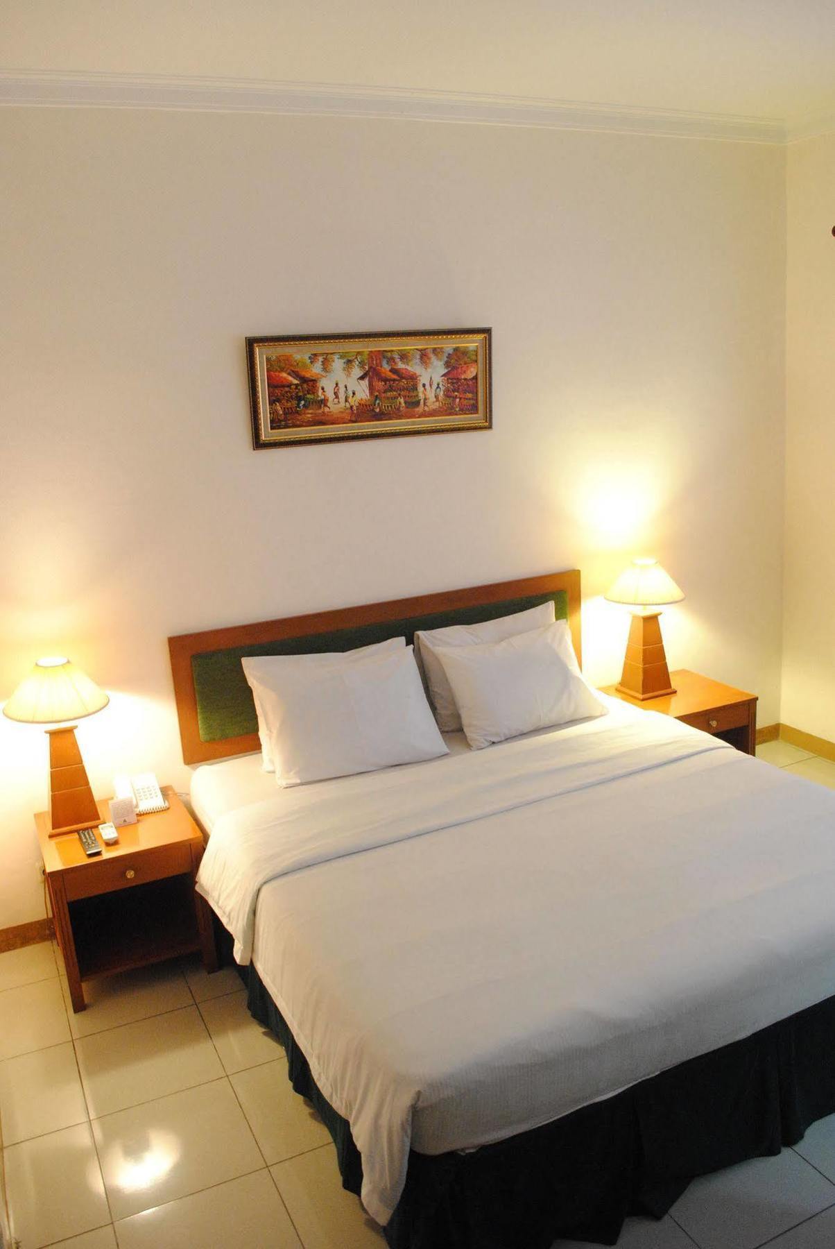 Griya Sentana 3*